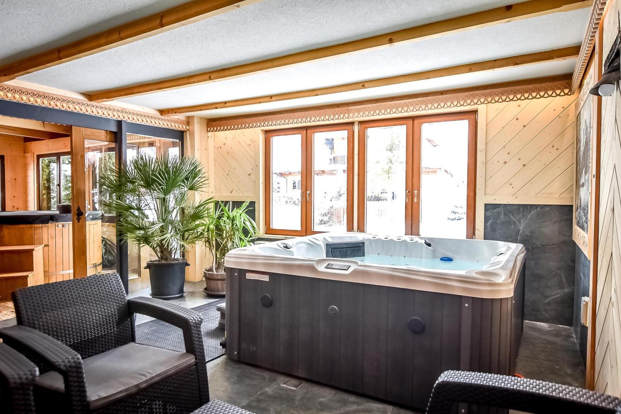 Willa Pod Orlem Jacuzzi Sauna 考斯赛力克 外观 照片